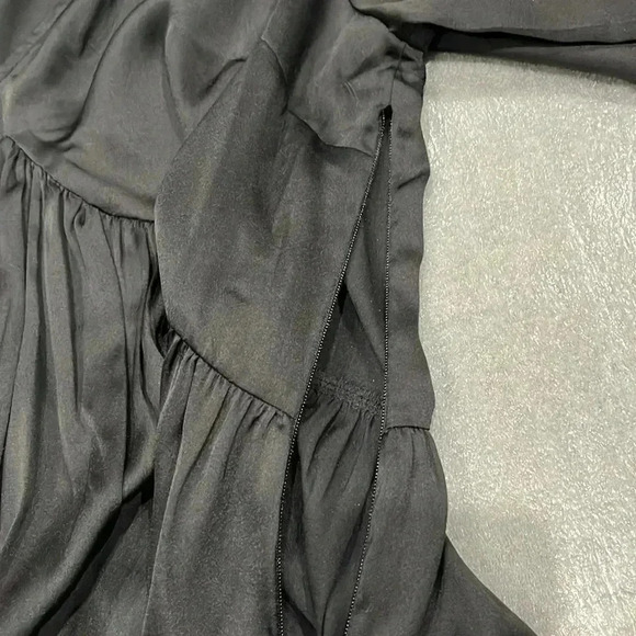 [M] French Connection  Inu Long Sleeve Black Satin Blouse - Picture 8 of 11